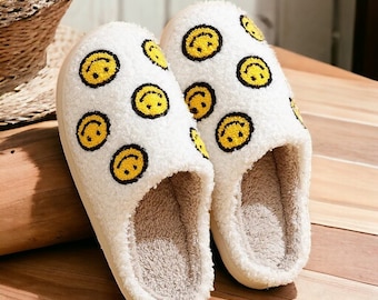 Smiley Face Slippers | Cheerful Face Slippers | Happy Face Slippers | Grinning Face Slippers | Joyful Face Slippers | Smiling Face Slippers