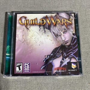 Guild Wars - (PC DVD-ROM, 2010)- Pre Owned