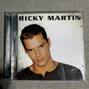 Ricky Martin - Ricky Martin  Format: Audio CD - Pre Owned
