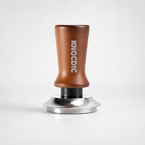 Espresso-stamper med fjäderbelastad bas från KNOCDIC®