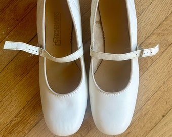 Vintage White Square Dancing Shoes - 8