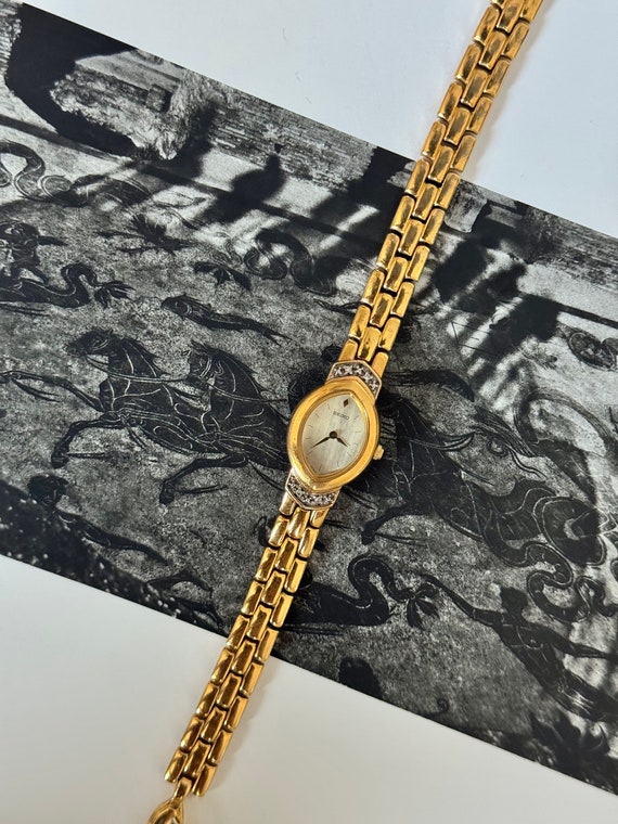 Vintage SEIKO gold womans watch | gift for her | d