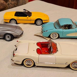 Awesome Diecast Corvette Collection 1:24 scale 1953,1957,1968,1978 and 1986 models