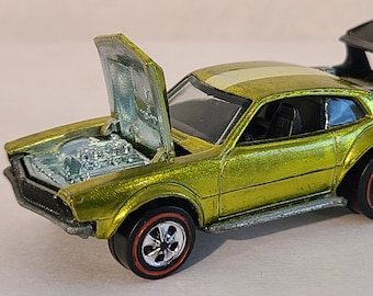 1970 Hot Wheels Red line "Mighty Maverick" vintage toy car hot rod