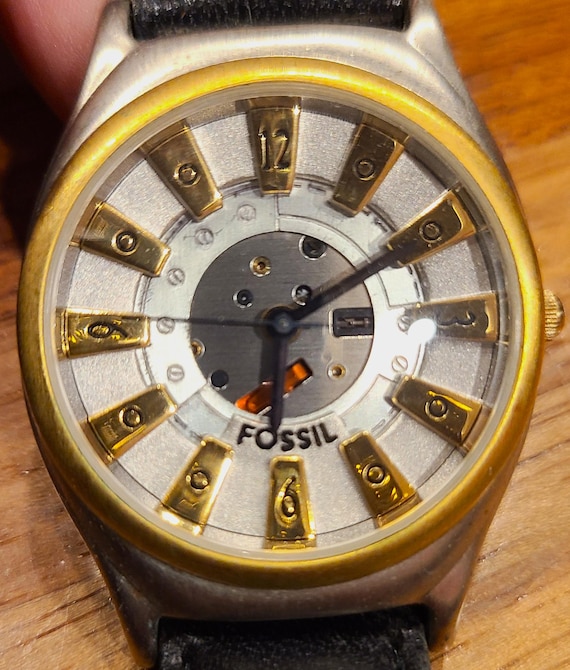 Vintage Fossil Mens Watch Leather Band Used - Etsy display picture 1