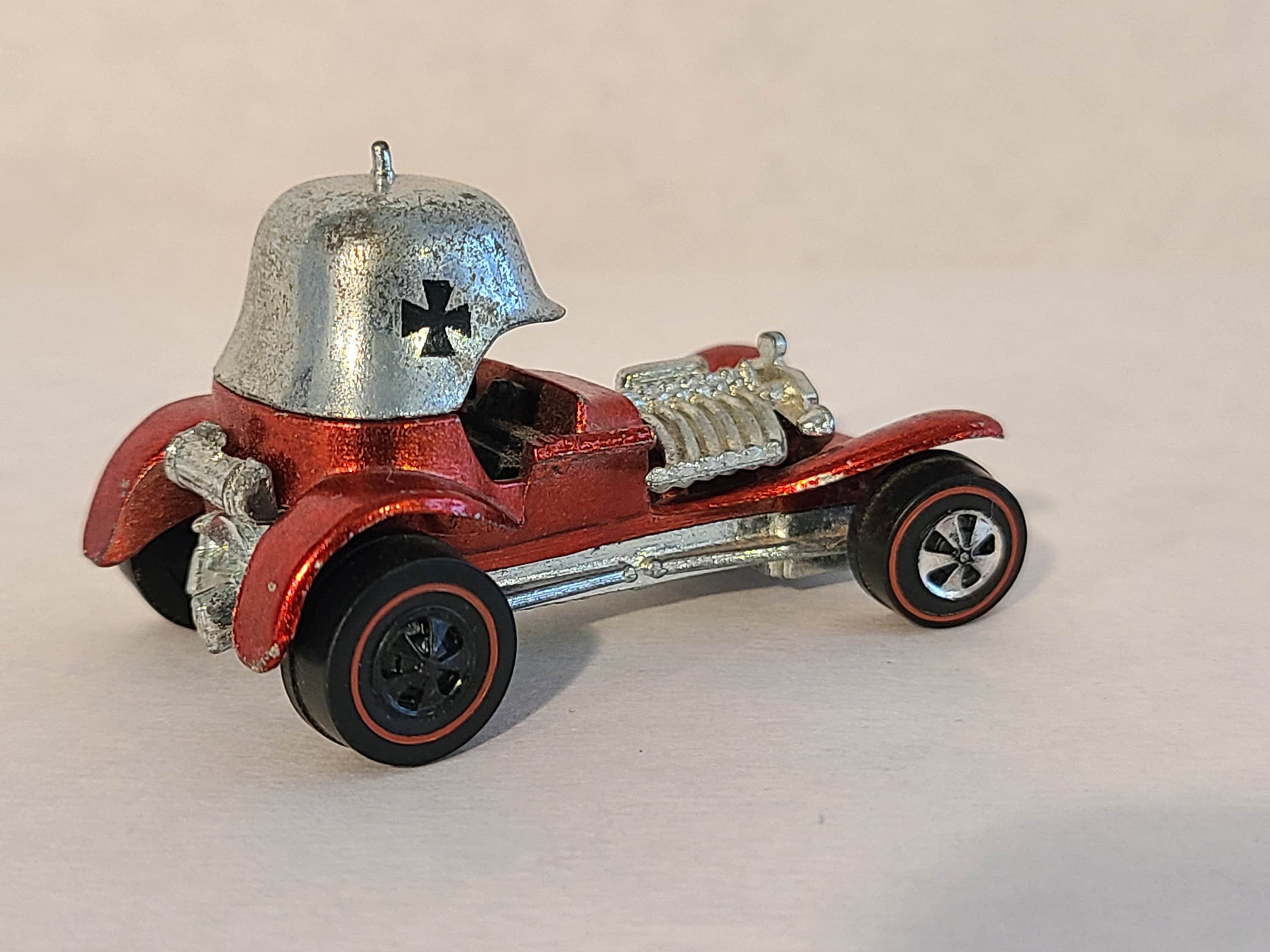 Hot Wheels ホットウィール レッドバロン1969 ミニカー【希少品】 1969 Hot Wheels Red Baron Toy Car Red Line Old Vintage