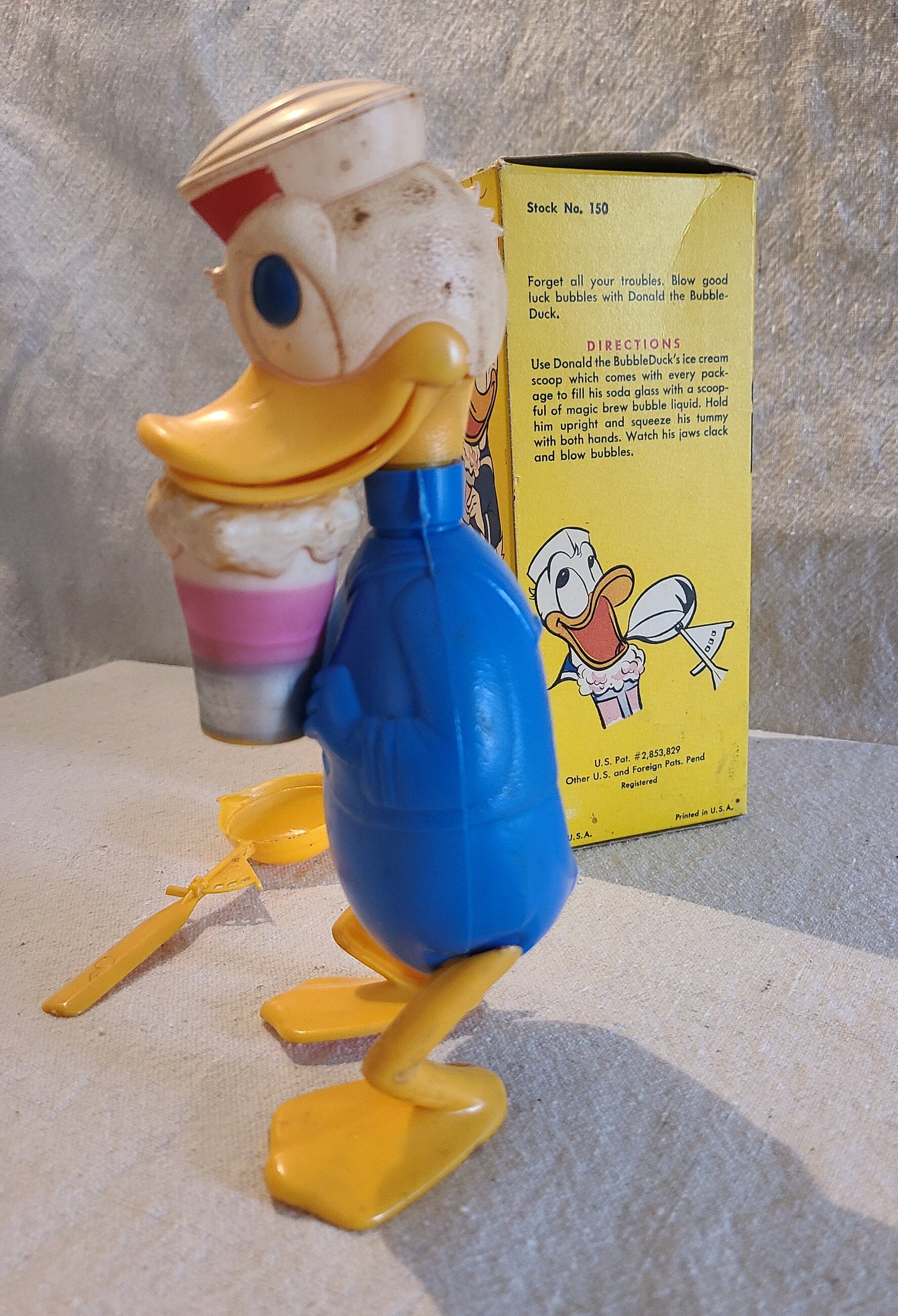 1950 年代のドナルド ダックのおもちゃ (箱入り)「ウォルト ディズニー