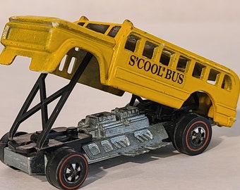 1970 Hot Wheels "S'cool Bus vintage diecast toy hot rod school bus