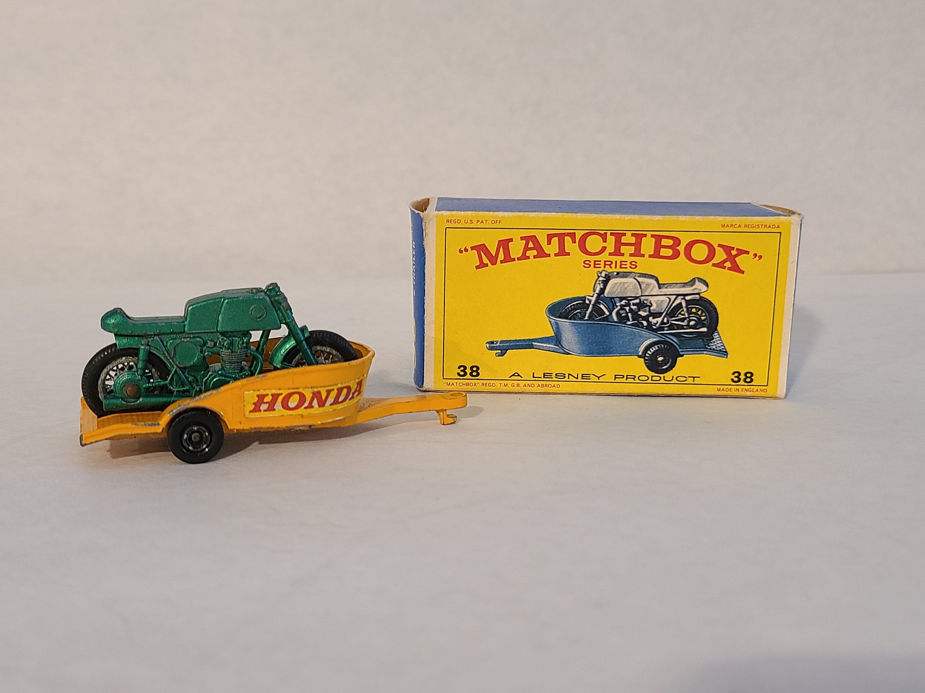 Matchbox series no 38,Honda m/cycle trailer, lesney England