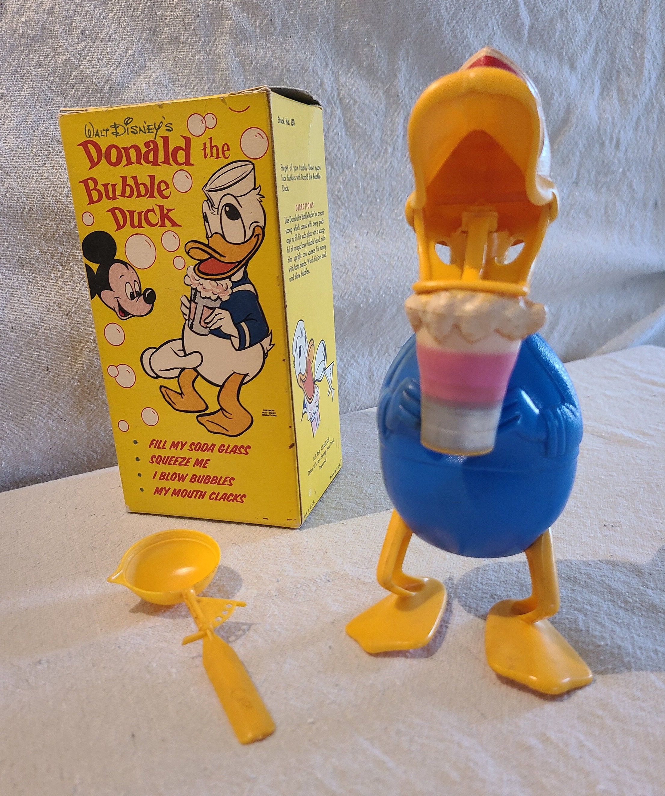 DONALD DUCK ★ ヴィンテージ　パズル　ウォルトディズニー Vintage 1960's Walt Disney Puzzle Mickey Mouse Donald Duck