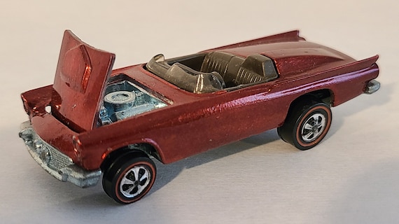 1969年製ホットウィール レッドライン「クラシック Tバード