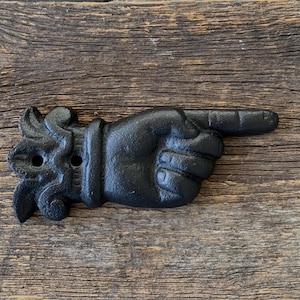 Antique Style Black Cast Iron Pointing Finger Wall Plaque . This Way . Exit . To The Right . Pointing Sign . Novelty Wall Decor Craft Supply