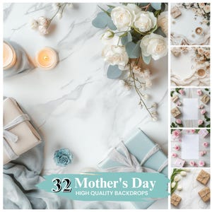 Könnte beinhalten: Ein Marmorhintergrund mit weißen Rosen, Eukalyptus, brennenden Kerzen und verpackten Geschenken. Ein blaues Band und eine blaue Blume sind ebenfalls vorhanden. Der Text "32 Mother's Day High Quality Backdrops" wird unten angezeigt.