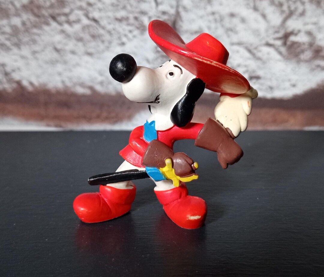 2 5 PVC Figure Dogtanian The Three Muskehounds Dogtanian 2-5-pvc-figure-dogtanian-the-three-muskehounds-dogtanian