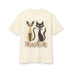 Retro Cat Lover Tee: 50s Style Cotton Graphic T-Shirt