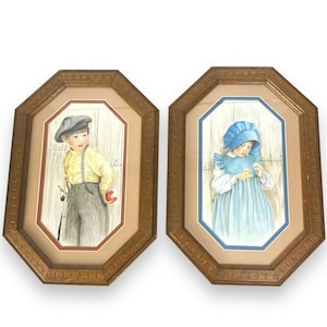 Kathleen Casey Anni '80 Quadri incorniciati Ragazzo Ragazza Esagonale 2 pezzi Decorazione Vintage A18G