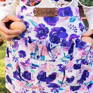 Personalized Egg Gathering Apron Adult With 12 Pockets, Custom Leather Patch, Backyard Chicken Keeper Gift, Mother's Day Gift