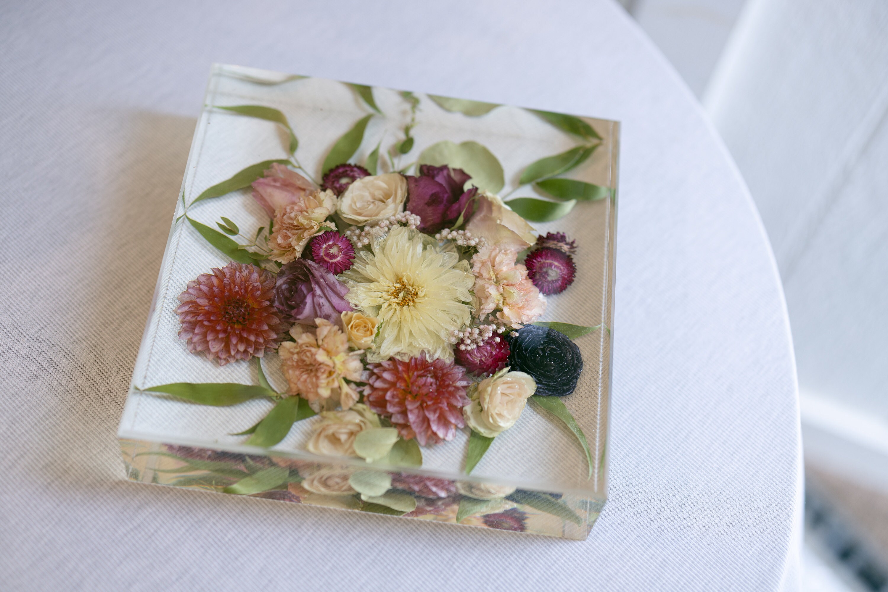 Wedding Keepsake/ Serving Tray/ Resin Bouquet Preservation /bridal