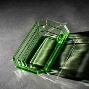 Vintage groene glazen augurkschaal theesalon - Indiana Glass Co UV-vaseline