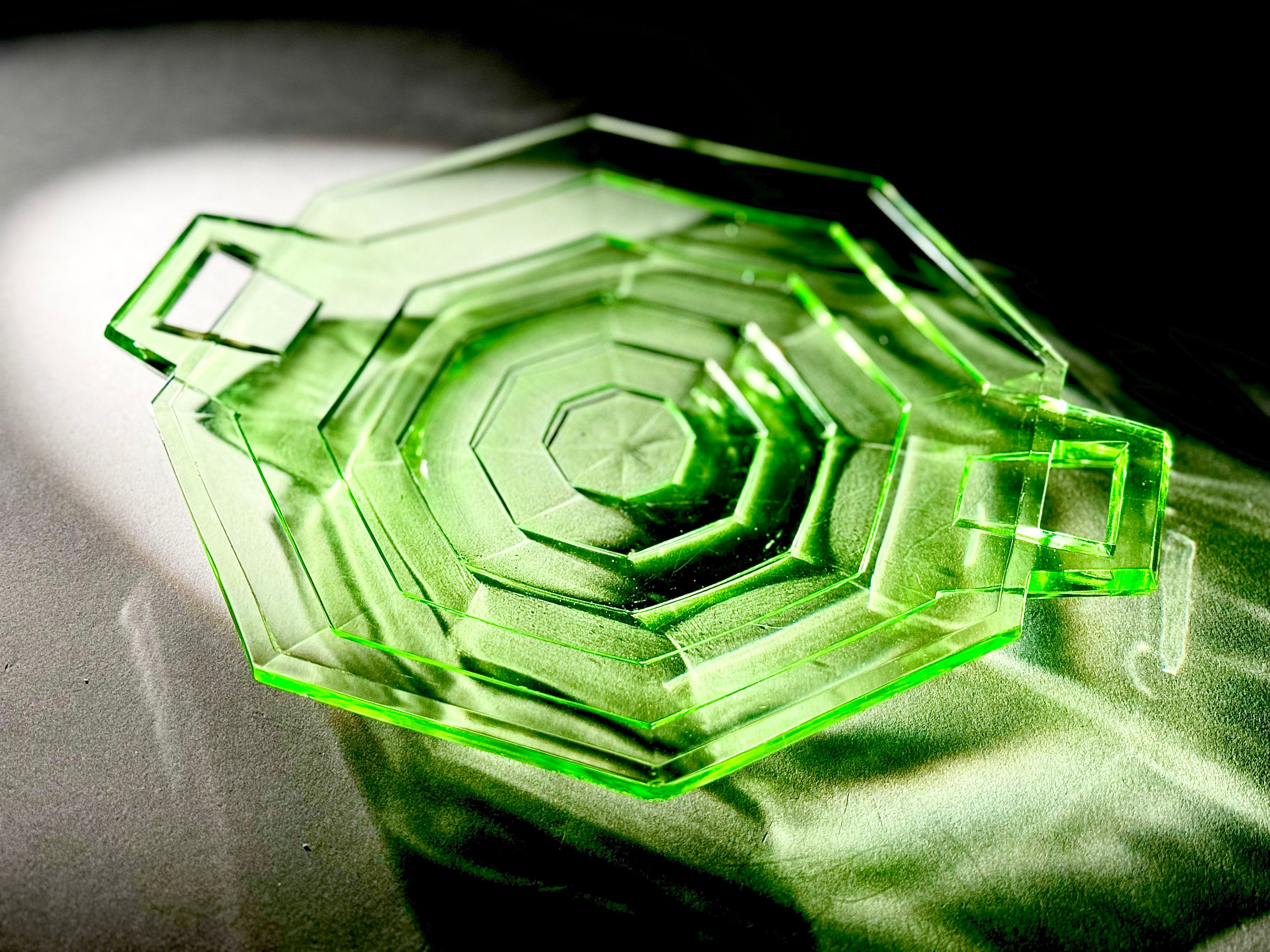 Vintage Uranium Depression Glass Plate by Indiana Glass Co - Rare Vaseline Collectible, Tea Room Pattern