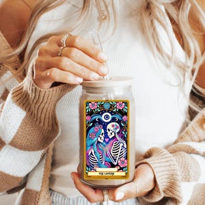 Copo com estampa de cartas de tarô do Dia dos Namorados - Xícara de café gelado com canudo, copo colorido e estético, copo com tema humorístico, Tarô dos Amantes