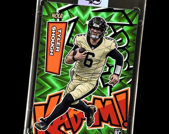 Tarjeta coleccionable personalizada de Tyler Shough - Estilo KaBooM / Novato de los Saints