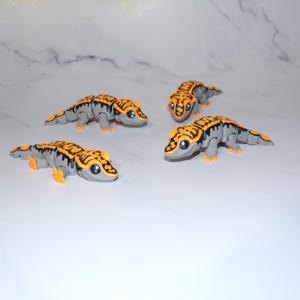 Mini Crested Gecko 3D Printed Articulated Flexi Fidget Toy - Free Shipping Included!