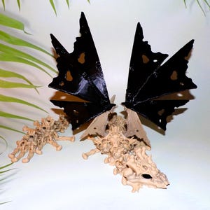 Hollow Winged Dragon: 3D Printed Articulated Fidget Toy - Free Shipping Included!