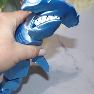 3D Printed Articulated Hammerhead Shark Fidget Toy