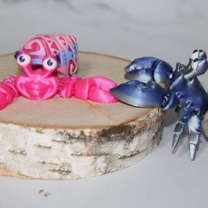 Hermit Crab 2.5 Inches Flexi Fidget Articulated Toys