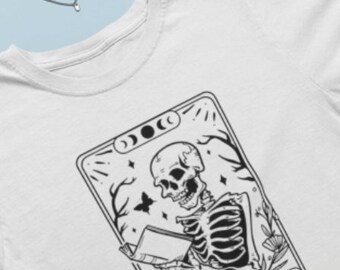 Das Reader Tarot Card T-Shirt, Bookish, Alternative