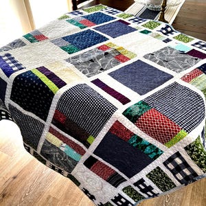 Handmade Modern Patchwork Quilt: Cozy Cotton Throw Blanket