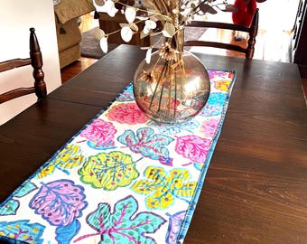 Handmade Quilted Table Runner: Floral Modern Design