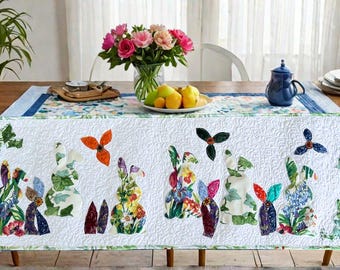 Patrón de camino de mesa acolchado de conejito de Pascua: Decoración primaveral (Descargar PDF)