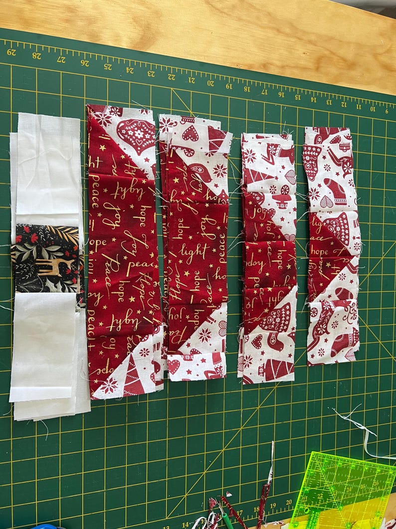 Christmas Tree Table Runner Pattern: Easy Step-by-step Instructions ...