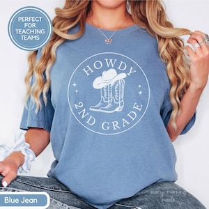 Custom Western Theme Second Grade Teacher Shirt Comfort Colors Cowgirl Teacher Tee 2nd Grade, Back to School 2nd Grade Level Matching Tshirt