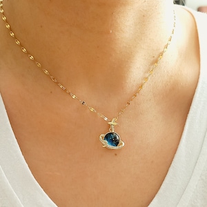 Moon & Saturn Celestial Necklaces , Saturn Pendant Necklace, Blue Space Moon Star Necklace with Zircon, Birthday Gifts, Mothers Day Gift zdjęcie 4