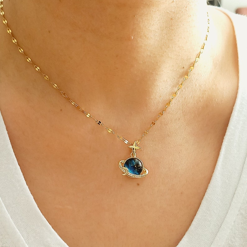 Moon & Saturn Celestial Necklaces , Saturn Pendant Necklace, Blue Space Moon Star Necklace with Zircon, Birthday Gifts, Mothers Day Gift zdjęcie 4