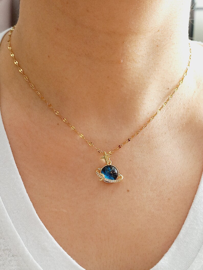 Moon & Saturn Celestial Necklaces , Saturn Pendant Necklace, Blue Space Moon Star Necklace with Zircon, Birthday Gifts, Mothers Day Gift zdjęcie 9