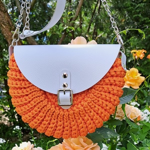 Orange Round Crochet Bag with White Leather Flap – Handmade Crossbody, Vibrant Boho Purse, Trendy Shoulder Bag, Summer Fashion Gift for Her