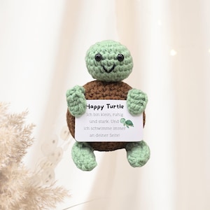 Happy Turtle Schildkröte Pocket Hug –Strickpuppe Glück | Motivationsgeschenk | Glücksbringer Geschenk für Frauen Männer | Mutmacher Geschenk