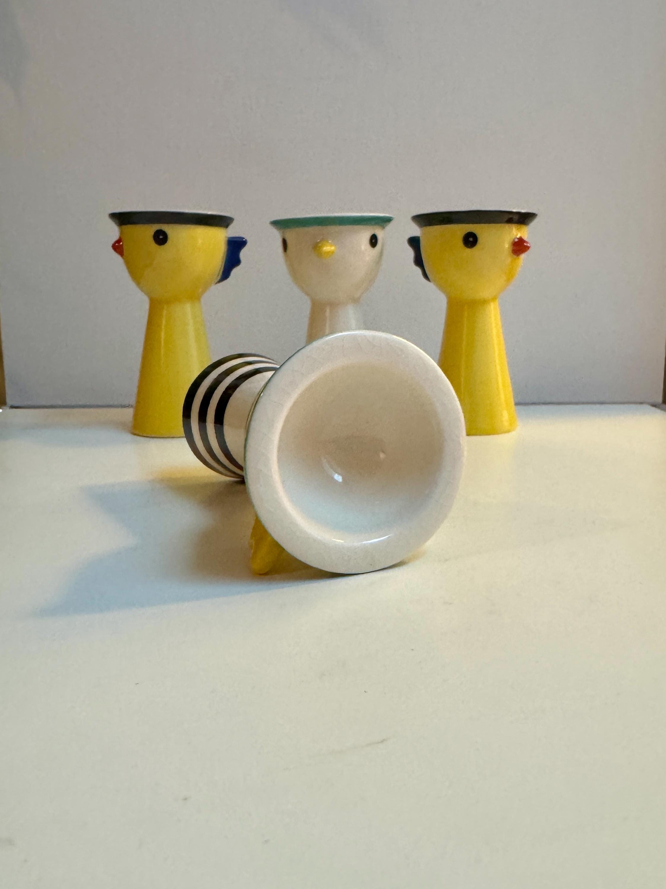 1980er Jahre IKEA Memphis Style Eierbecher - Bunte Pop Art Frühstückshalter - Vintage Skandinavisches Design