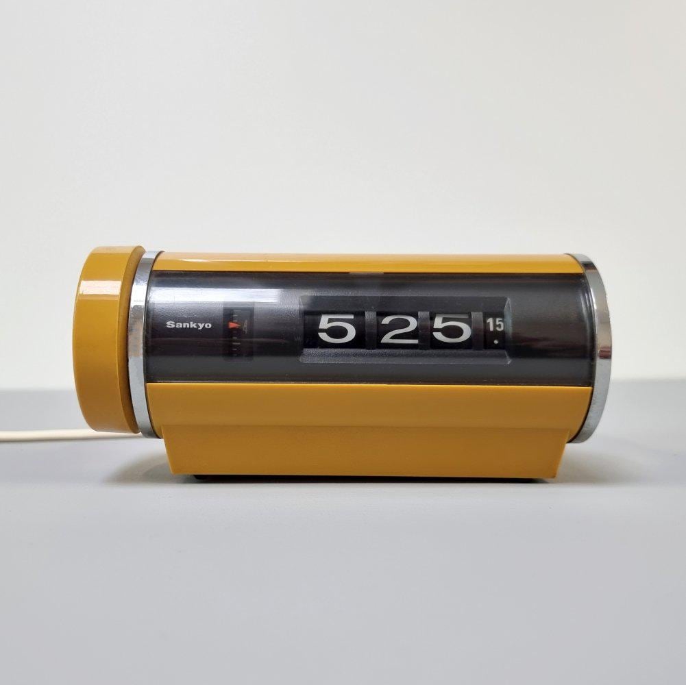 Space Age Design Vintage SANKYO 401D Flip Alarm Clock Japan