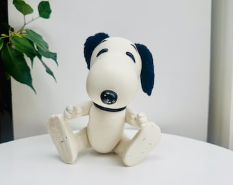 Vintage 1958 Snoopy Figurine: Korea PVC Cartoon Collectible