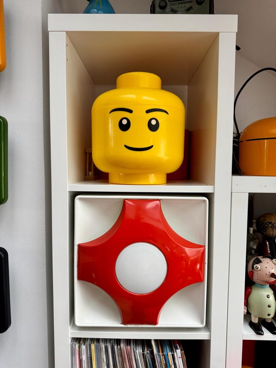 Groer LEGO Aufbewahrungskopf - offizieller LEGO Organizer  Aufbewahrungsbehlter / stapelbarer Ziegelbehlter / Kinderzimmer Dekor /  Kunststoffspielzeug Aufbewahrungslsung - Etsy.de