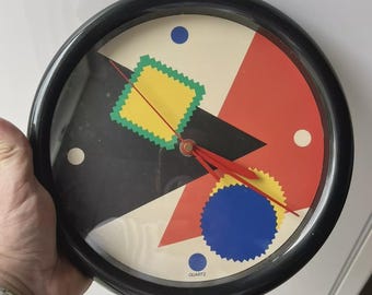 1990年代のヴィンテージIKEAポストモダンデザイングレー壁掛け時計