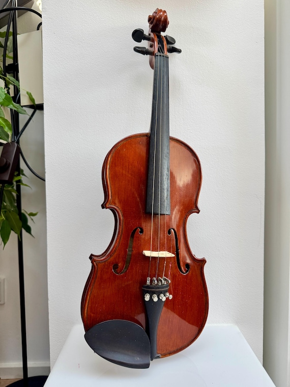 ヴィンテージ 3/4 バイオリン（ハードケース付き） – 57 cm