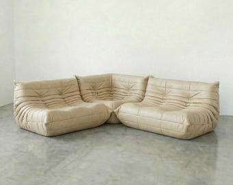 Togo-Style Corner Sofa: Leather, High-Density Foam, Customizable Lounge Seating