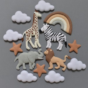 Safari Nursery Mobile, Africa Nursery Mobile, Mobile Giraffe Lion Zebra Elephant, Safari Mobile With Rainbow , Realistic Felt Animals zdjęcie 7