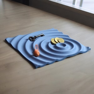 Tray &quot;Waterdrop&quot; – Elegant Organic Catch-All Tray for Jewelry and Small Items